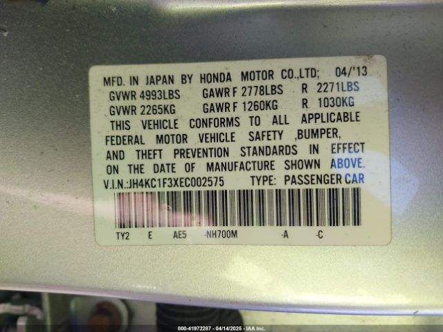 JH4KC1F3XEC002575 Acura RLX