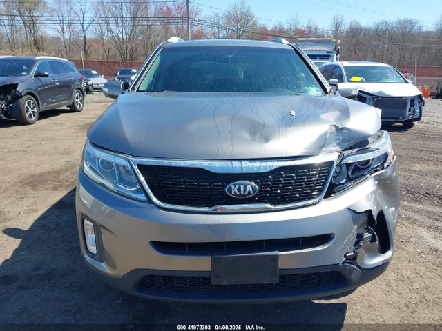 5XYKT4A60FG606279 KIA SORENTO LX