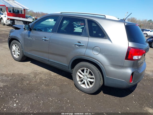 5XYKT4A60FG606279 KIA SORENTO LX