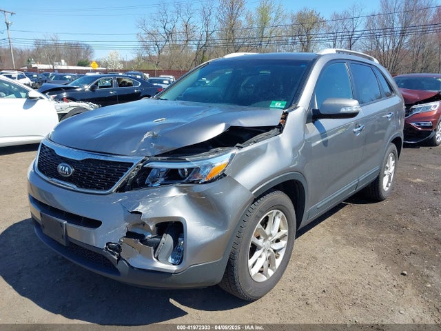 5XYKT4A60FG606279 KIA SORENTO LX