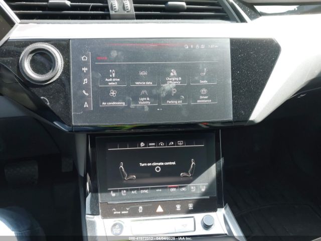 WA12AAGE1MB000851 Audi E-tron Sportback Premium Plus Quattro