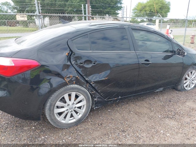 KNAFX4A6XG5574714 KIA FORTE LX