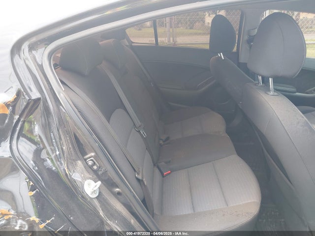 KNAFX4A6XG5574714 KIA FORTE LX