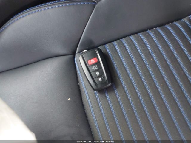 4T3E6RFV1RU162692 Toyota Rav4 Hybrid Xse