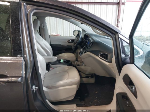 2021 CHRYSLER VOYAGER 2C4RC1DG6MR547412 Photo 4