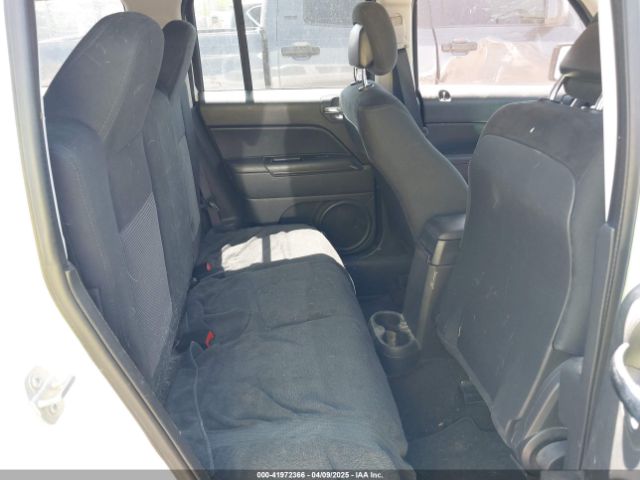 1C4NJPFB0ED920179 Jeep Patriot Latitude