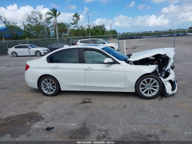 WBA8E1G3XHNU15820 BMW 320i