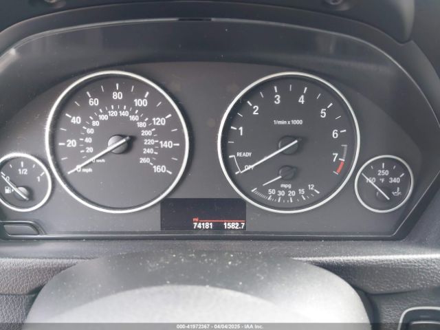WBA8E1G3XHNU15820 BMW 320i