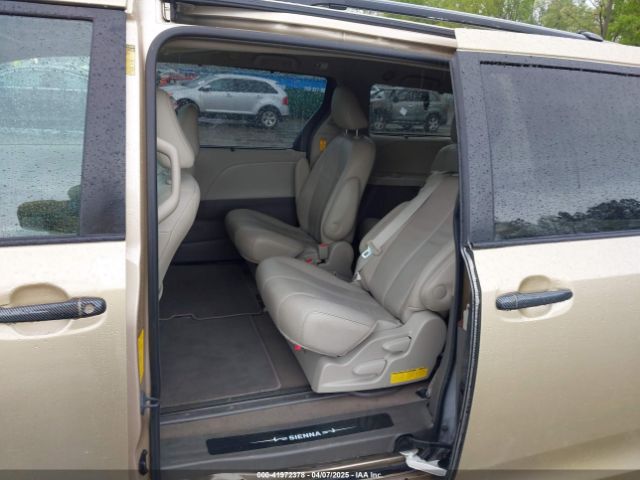 5TDYK3DC1ES416999 Toyota Sienna Xle V6 8 Passenger