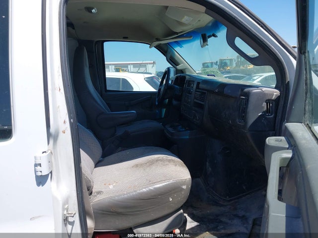 1GCWGAFFXH1101706 Chevrolet Express 2500 Work Van