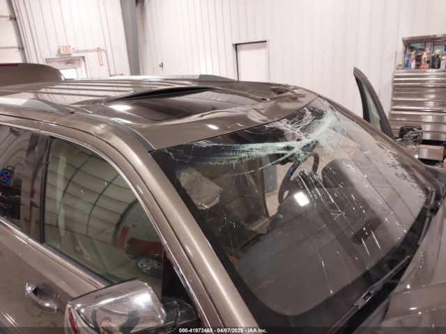 1GNSKJKC2GR463013 Chevrolet Suburban Ltz
