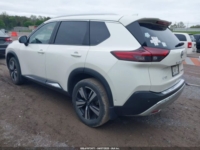 JN8BT3DC3NW118977 Nissan Rogue Platinum Fwd