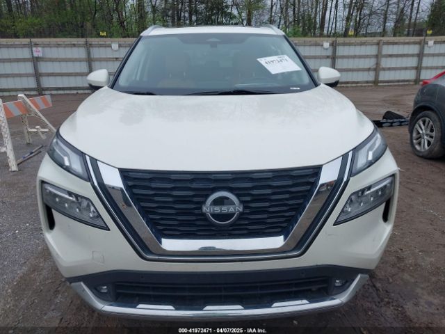 JN8BT3DC3NW118977 Nissan Rogue Platinum Fwd