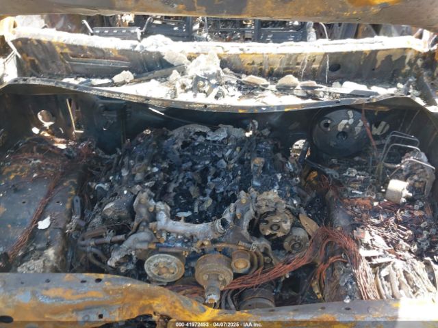 5TFDY5F12KX848303 Toyota Tundra Sr5 5.7l V8