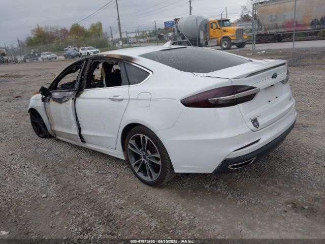 3FA6P0D96KR120196 Ford Fusion Titanium