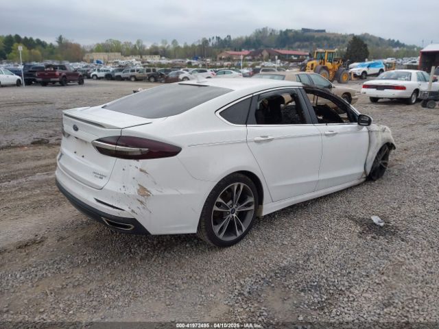 3FA6P0D96KR120196 Ford Fusion Titanium