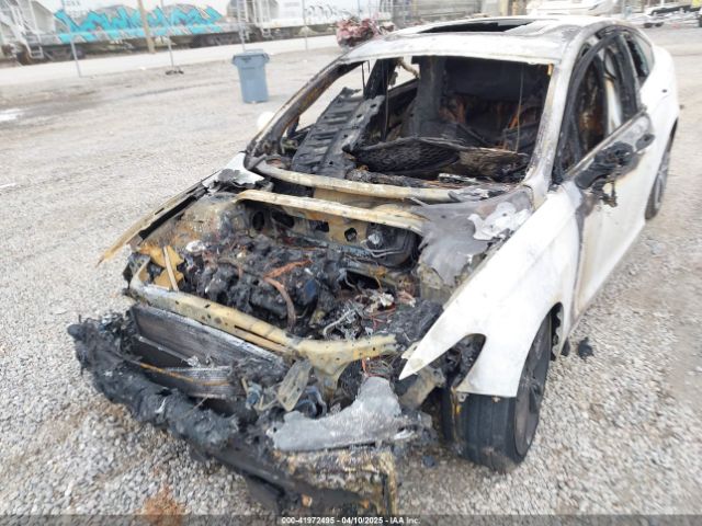 3FA6P0D96KR120196 Ford Fusion Titanium