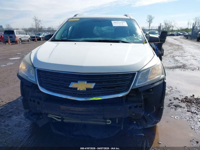 1GNKRFKD4EJ297722 Chevrolet Traverse Ls