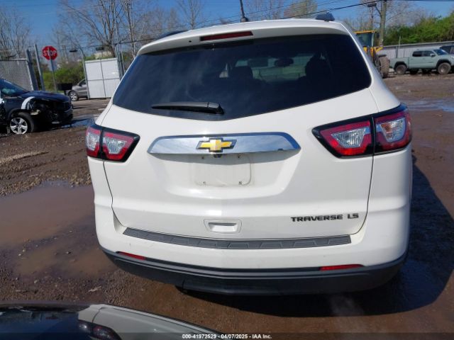 1GNKRFKD4EJ297722 Chevrolet Traverse Ls