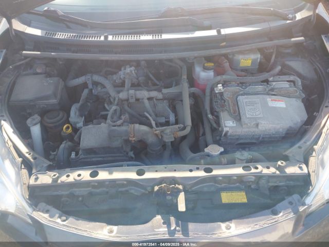 JTDKDTB32E1564580 Toyota Prius C Three