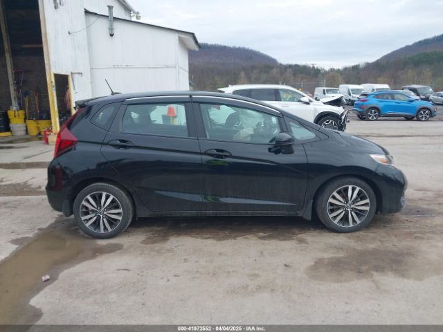 3HGGK5H82KM713712 Honda FIT EX