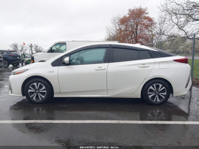 JTDKARFP5H3004876 Toyota Prius Prime Advanced