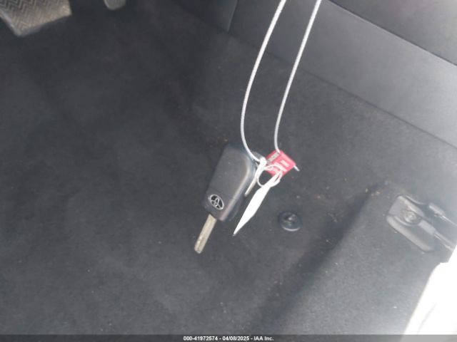 5YFEPRAE6LP087235 Toyota COROLLA LE