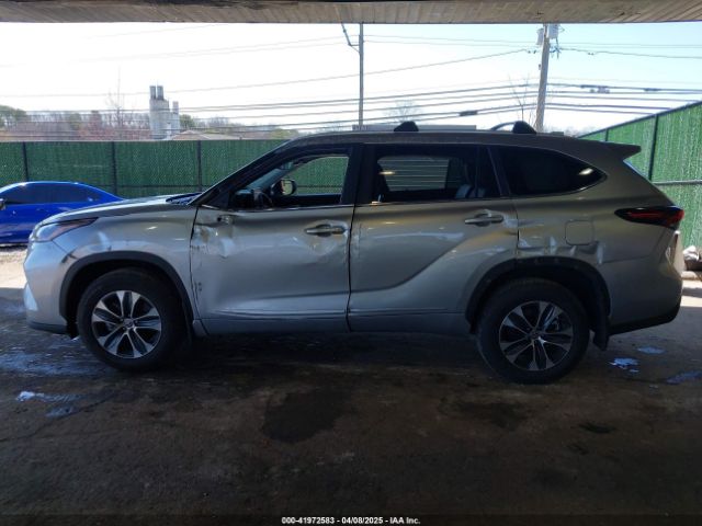 5TDKBRCH7SS658102 Toyota Highlander Hybrid Xle