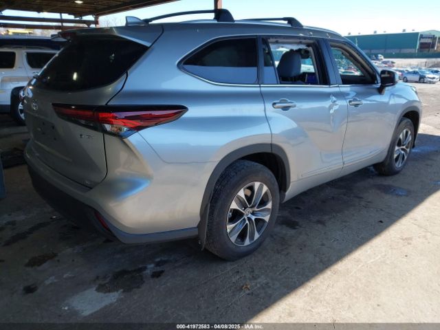 5TDKBRCH7SS658102 Toyota Highlander Hybrid Xle