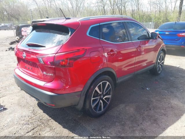 JN1BJ1CR4HW128467 Nissan Rogue Sport Sl