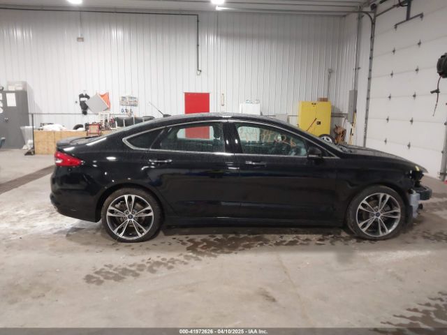 3FA6P0D91HR179665 Ford Fusion Titanium