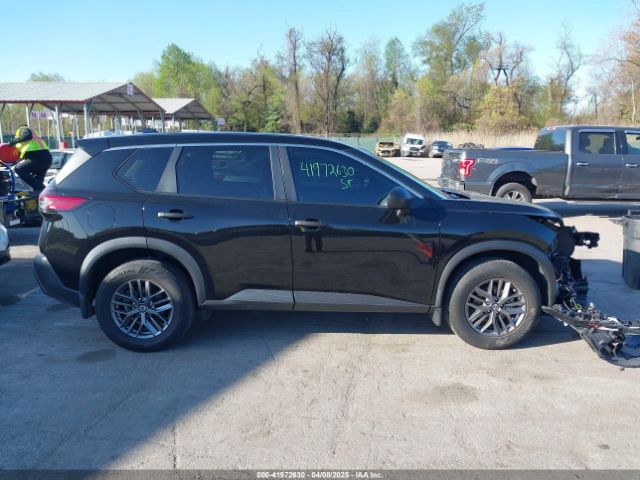 5N1AT3ABXMC836766 Nissan Rogue S Intelligent Awd