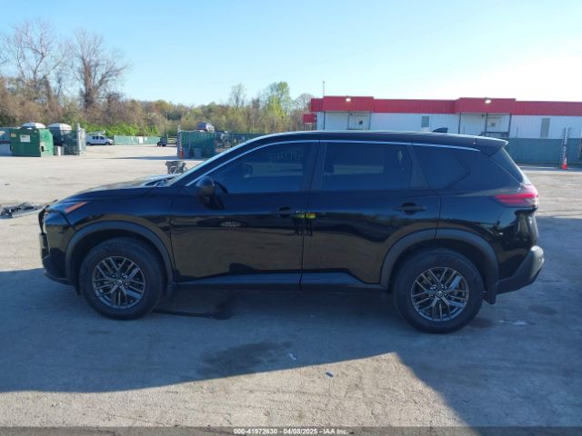 5N1AT3ABXMC836766 Nissan Rogue S Intelligent Awd