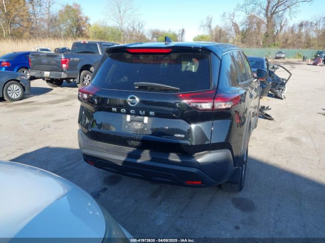 5N1AT3ABXMC836766 Nissan Rogue S Intelligent Awd
