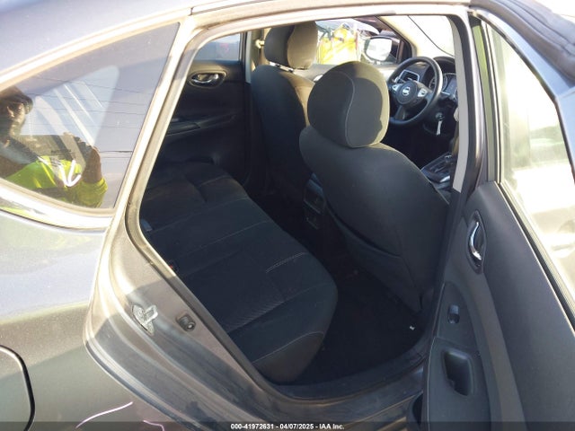 3N1AB7AP3JY269462 Nissan SENTRA S