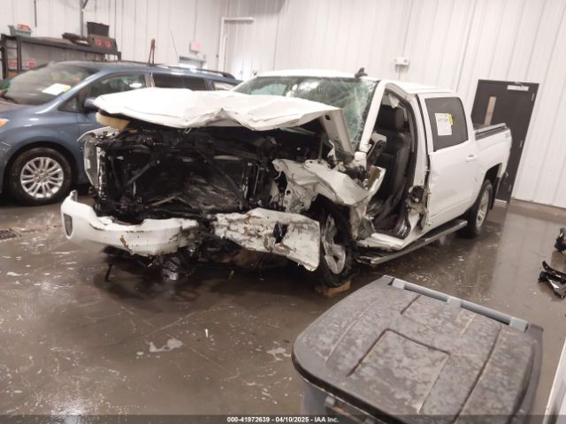 2018 CHEVROLET SILVERADO 1500 3GCUKREC0JG216382 Photo 1