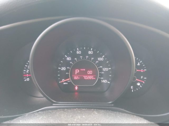 KNDJN2A22F7785445 KIA Soul !