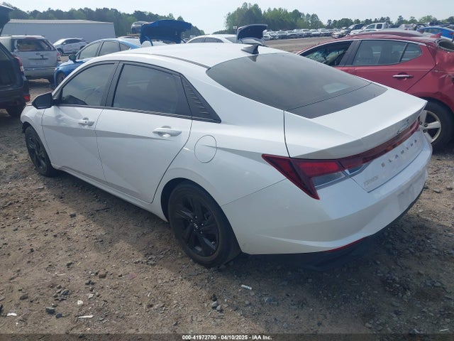 5NPLS4AG2NH053996 Hyundai ELANTRA SEL