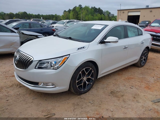 1G4G45G39GF205576 Buick Lacrosse Sport Touring