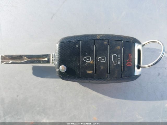 KNDJP3A54F7195564 KIA SOUL +