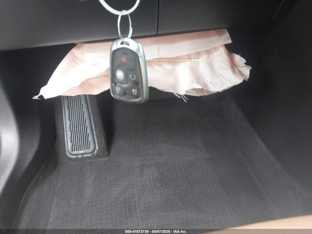 2019 CADILLAC XT4 1GYFZCR45KF139526 Photo 10