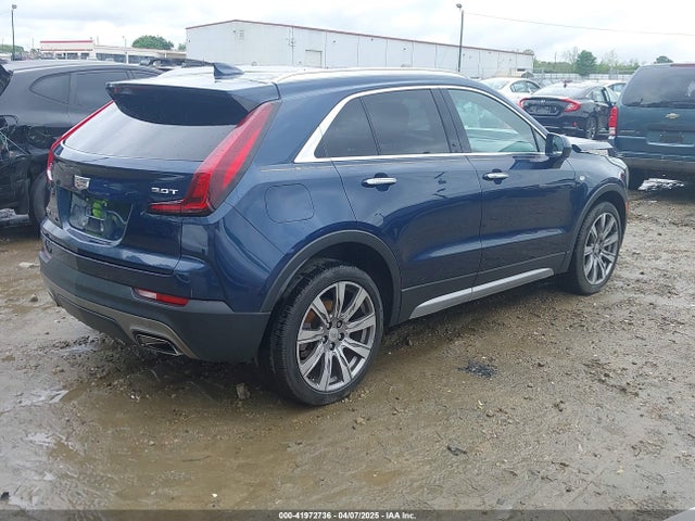 2019 CADILLAC XT4 1GYFZCR45KF139526 Photo 3