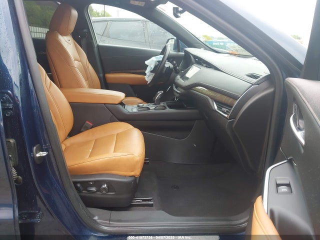 2019 CADILLAC XT4 1GYFZCR45KF139526 Photo 4
