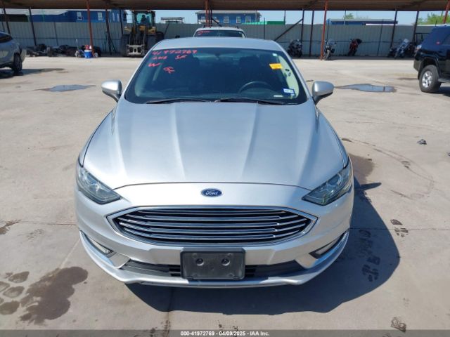 3FA6P0HD2JR256502 Ford FUSION SE
