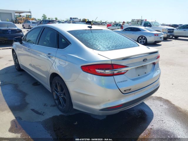 3FA6P0HD2JR256502 Ford FUSION SE
