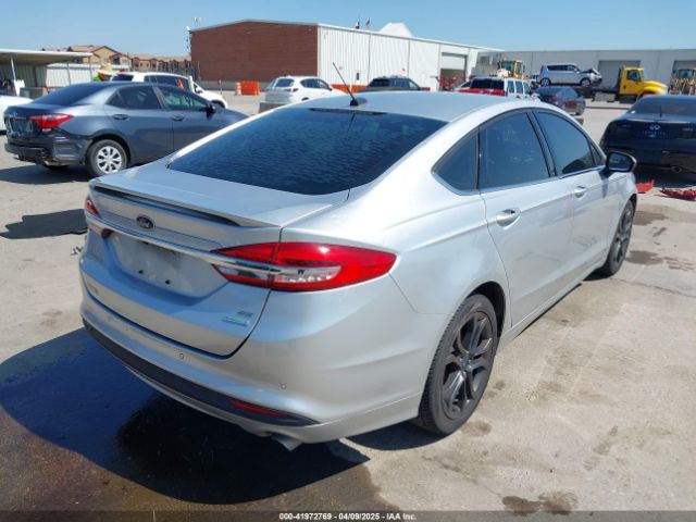 3FA6P0HD2JR256502 Ford FUSION SE