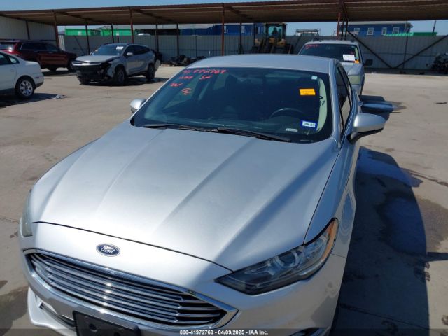 3FA6P0HD2JR256502 Ford FUSION SE