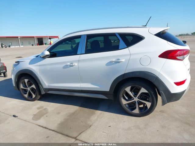 KM8J33A23HU430831 Hyundai Tucson Sport