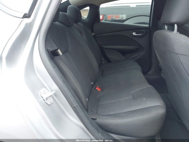 1C3CDFFA4GD802093 Dodge Dart Sxt Sport Blacktop