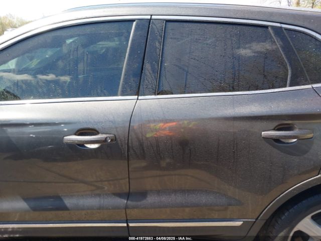5LMCJ1C91HUL68453 Lincoln Mkc Premiere